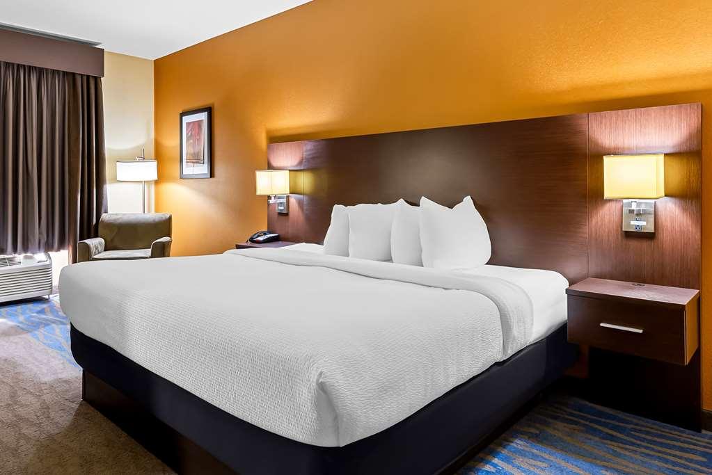 Best Western St. Louis Airport North Hotel & Suites Hazelwood Quarto foto