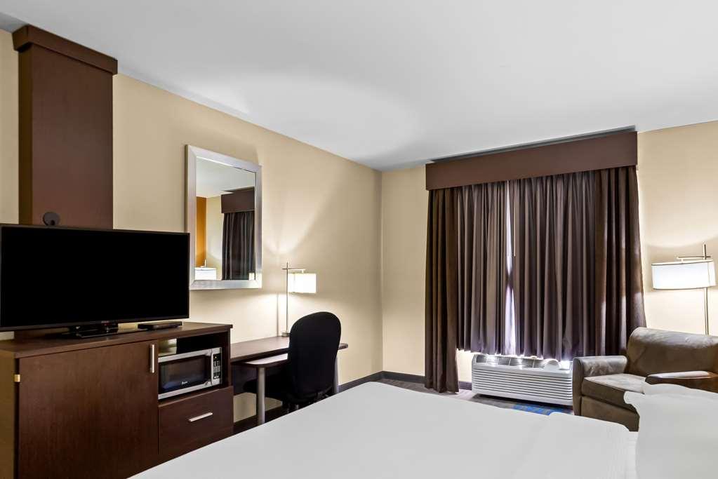Best Western St. Louis Airport North Hotel & Suites Hazelwood Quarto foto